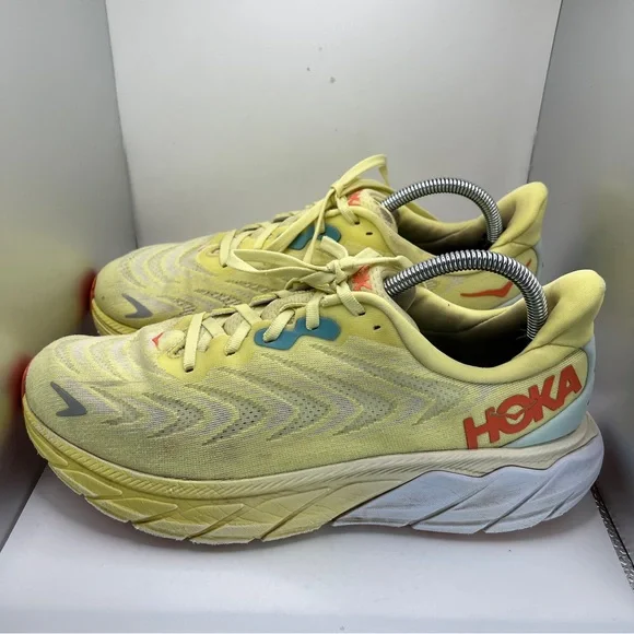 Women’s Hoka One One Arahi 6 Running Shoes Size 10.5 - Picture 1 of 10